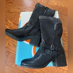 Baretraps Weslin Black Microfiber Size 9 New